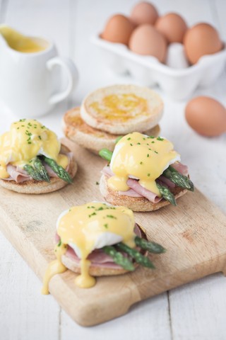 Eggs Benedict