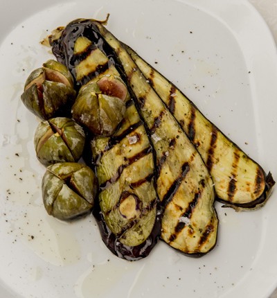 Grillet aubergine