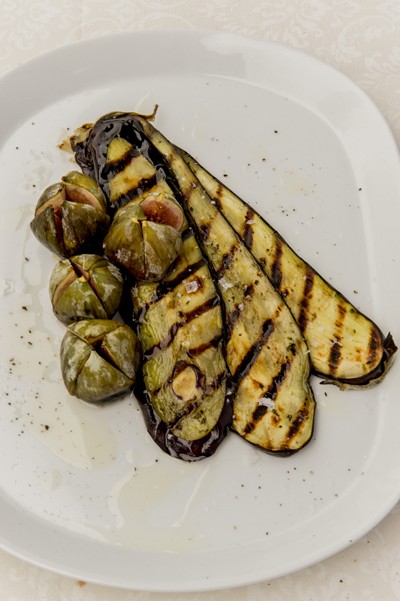 Grillet aubergine