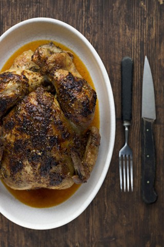 Helstekt kylling med kryddersmør Kylling oppskrifter - gode, tradisjonelle og spennende oppskrifter