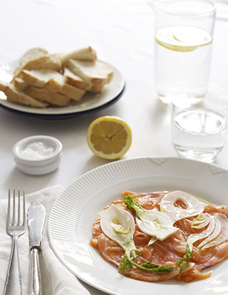 Laksecarpaccio med fennikel