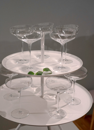 Eva Solo har lansert sine Champagne Coupe med deres ikoniske skråkant.